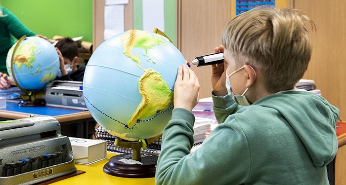 Un total de 311 estudiantes ciegos vuelven a clase en Castilla La Mancha 1 Un total de 311 estudiantes ciegos vuelven a clase en Castilla La Mancha