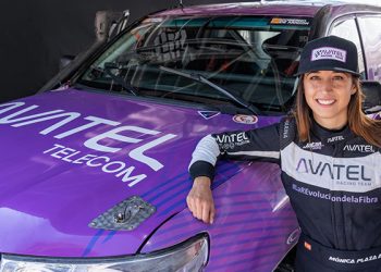 Mónica Plaza, piloto de Avatel Racing Team, acude al  Rally TT Villa de Zuera con la vista puesta en el podio