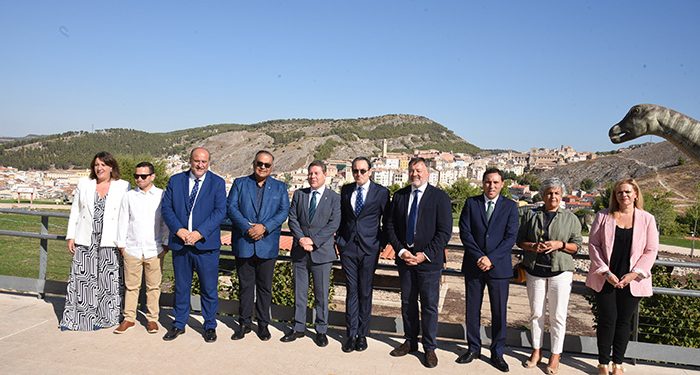 Page asegura que el proyecto de Toroverde y Nayara Hoteles “va a ser capital para Cuenca, donde pequeñas y medianas empresas van a tener cuota de mercado amplia” 1 page asegura que el proyecto de toroverde y nayara hoteles va a ser capital para cuenca donde pequenas y medianas empresas van a tener cuota de mercado amplia