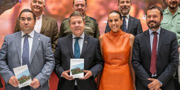 Page reitera su intención de recurrir la Ley de Bienestar Animal si no se excluye a la caza porque puede invadir “competencias autonómicas”