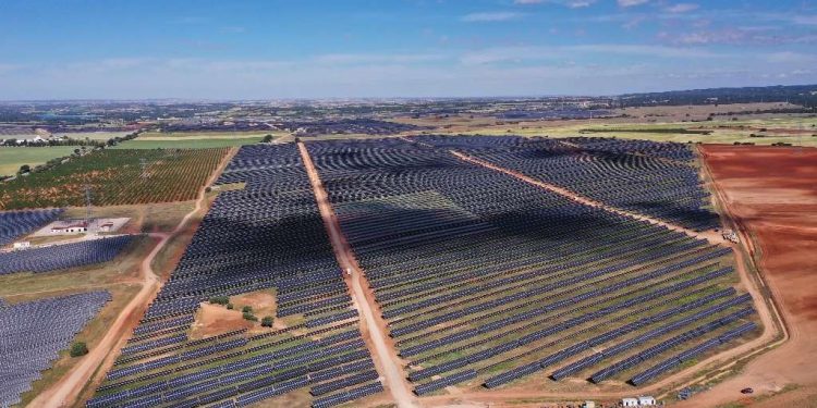 Respeto por el mundo rural 1 Eranovum pone en marcha sus dos primeras plantas fotovoltaicas en Cuenca con una capacidad de 324 MWp