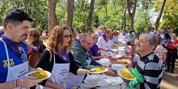 Servidas 5.000 raciones de “Paella Solidaria” a beneficio de ADABAL