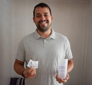 Unidas Podemos-IU de la Diputación de Guadalajara repartirá en fiestas vasos reutilizables y preservativos con el mensaje 'Solo sí es sí'