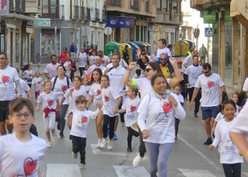Cerca de 800 personas participan en la 11ª Carrera Solidaria por la Infancia organizada por Cruz Roja en Cuenca