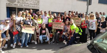 Centenares de delegados/as de UGT y CCOO se concentran en la región para exigir a la patronal responsabilidad y justicia salarial