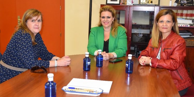 El Gobierno regional destaca la figura de Coral Pardo “como un ejemplo para visibilizar el liderazgo femenino en la Serranía de Cuenca” 1 El Gobierno regional destaca la figura de Coral Pardo “como un ejemplo para visibilizar el liderazgo femenino en la Serranía de Cuenca”