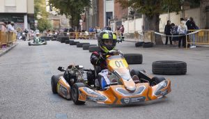 El centro de Cuenca rebosa gracias a los deportes de raqueta, la música y el flamenco en este sábado de Festival de Otoño