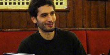 El escritor vitoriano Álvaro Urbina se reunirá este jueves de manera virtual con Las Casas Ahorcadas