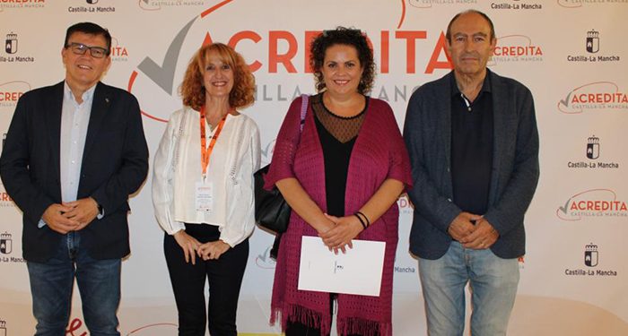 El Gobierno regional acreditará, antes de finalizar el año, las competencias profesionales adquiridas por experiencia laboral de 3.000 personas 1 El Gobierno regional acreditará, antes de finalizar el año, las competencias profesionales adquiridas por experiencia laboral de 3.000 personas