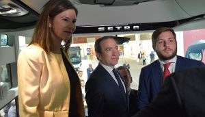 El Gobierno regional destinará diez millones de euros para la renovación de 65 de contratos de líneas de autobús