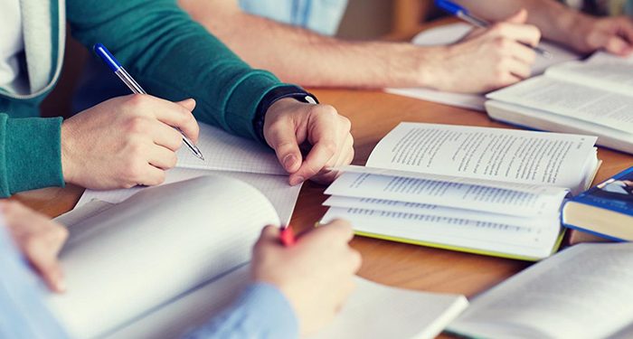 El Gobierno regional otorga 37 premios extraordinarios a alumnado de ESO, Bachillerato y Enseñanzas Artísticas Profesionales