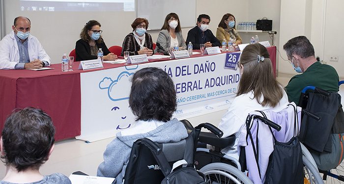 El Instituto de Enfermedades Neurológicas ubicado en Guadalajara acoge una jornada para dar a conocer el trabajo de rehabilitación de las personas afectadas por daño cerebral