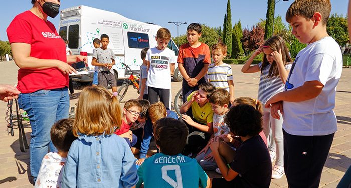 El laboratorio de FabLab, financiado por Diputación, finaliza su recorrido por seis pueblos conquenses con un millar de participantes 1 El laboratorio de FabLab, financiado por Diputación, finaliza su recorrido por seis pueblos conquenses con un millar de participantes
