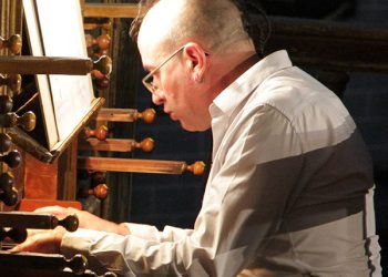 El organista e investigador Jesús Gonzalo en ´Música en la Catedral’