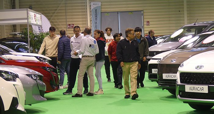 El XIII Salón del Vehículo de Ocasión de Cuenca cierra sus primeras ventas en un comienzo con muchos visitantes