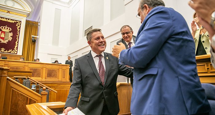 García-Page encara el final de legislatura con una región a la vanguardia en materia de vacunas y con el compromiso de seguir garantizando la igualdad