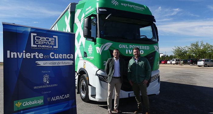 Invierte en Cuenca pone en valor la apuesta de Agróptimum Logistics por el transporte con una flota renovada y baja en emisiones. 1 Invierte en Cuenca pone en valor la apuesta de Agróptimum Logistics por el transporte con una flota renovada y baja en emisiones.