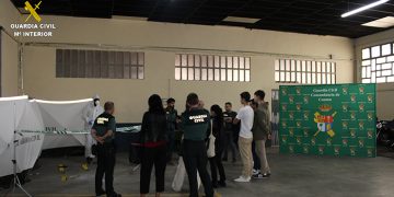 La Guardia Civil de Cuenca recibe la visita de alumnos de la UCLM