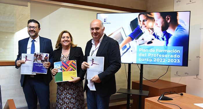 La Junta realizará más de 3.600 acciones formativas para impulsar la digitalización, la inclusión y la LOMLOE en los centros educativos