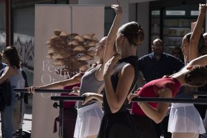La lluvia hace aparición tras una participativa mañana llena de actividades en el Festival Otoño en Cuenca
