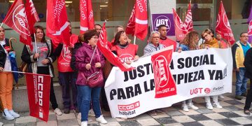 Las trabajadoras del sector de Limpieza de la provincia de Cuenca piden ante la patronal “justicia social” para el sector