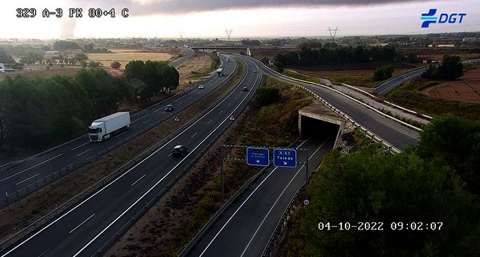 Los bomberos de Tarancón se retiran del incendio de la planta de reciclaje 1 Los bomberos de Tarancón se retiran del incendio de la planta de reciclaje