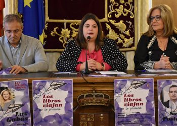 Los libros viajan, el nuevo programa de la Diputación de Cuenca que llevará a Luz Gabás, a Santiago Posteguillo y a Javier Cercas por la provincia