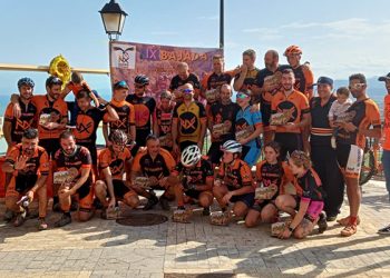 Novena bajada Iniesta-Cullera del equipo deportivo Nutriobleix con 24 participantes