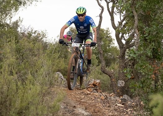 Paula Plaza y Pedro Guillén vencen en una apasionante décima edición del Trofeo Pino Rincón (El Peral), poniendo el broche final al XIII Circuito MTB Diputación de Cuenca 1 Paula Plaza y Pedro Guillén vencen en una apasionante décima edición del Trofeo Pino Rincón (El Peral), poniendo el broche final al XIII Circuito MTB Diputación de Cuenca