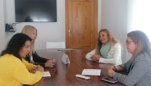 El Ayuntamiento de Villanueva de la Torre amplía la colaboración con la asociación de apoyo a niñas y niños con altas capacidades Liebre 