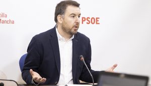Sánchez Requena considera “indignante” que Núñez y el PP quieran dar lecciones “cuando destrozaron la región y subieron impuestos”