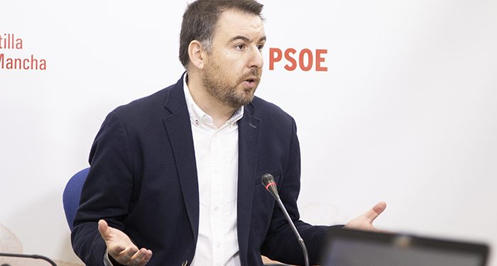 Sánchez Requena considera “indignante” que Núñez y el PP quieran dar lecciones “cuando destrozaron la región y subieron impuestos”
