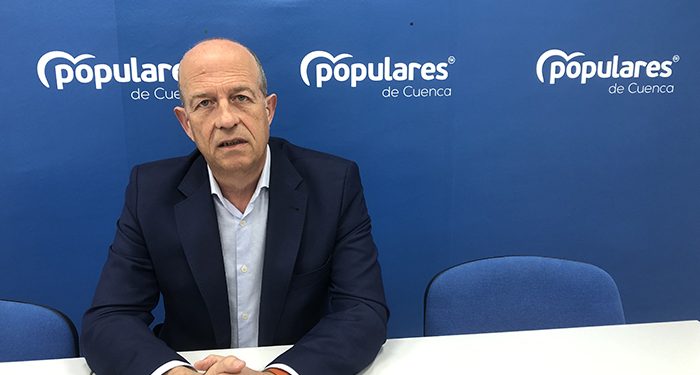 Tortosa advierte sobre la más que delicada situación política de España, “con un presidente legislando al dictado de delincuentes” 1 Tortosa “Tanto los presupuestos del Estado y como los de la Junta discriminan por igual a la provincia de Cuenca”