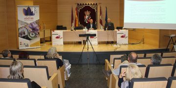 Un seminario en Cuenca avanza en el conocimiento del patrimonio inmaterial de Castilla-La Mancha el Azafrán de La Mancha