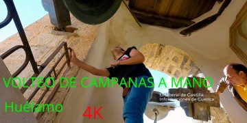 Volteo de campanas a mano