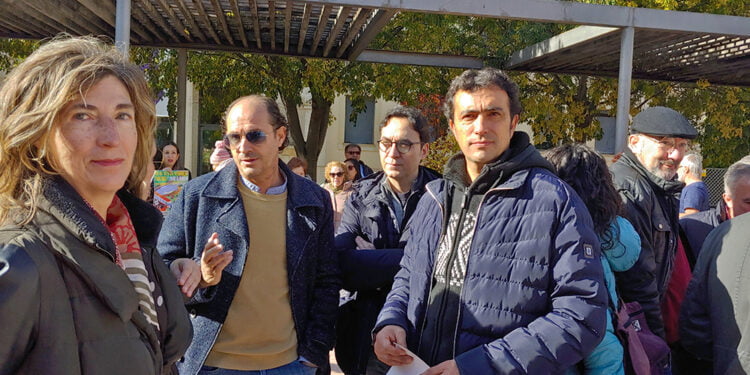 Mantendremos la lucha es la frase de la manifestación por un tren público, social y sostenible