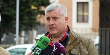 Esteban asegura que “Alberto Rojo y el PSOE han traicionado a Guadalajara: han votado a favor de la Amnistía y de Sánchez”