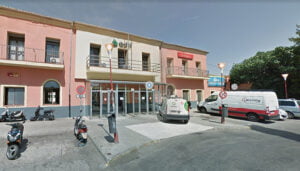 Arde un vagón que transportaba chatarra en la estación de tren de Guadalajara