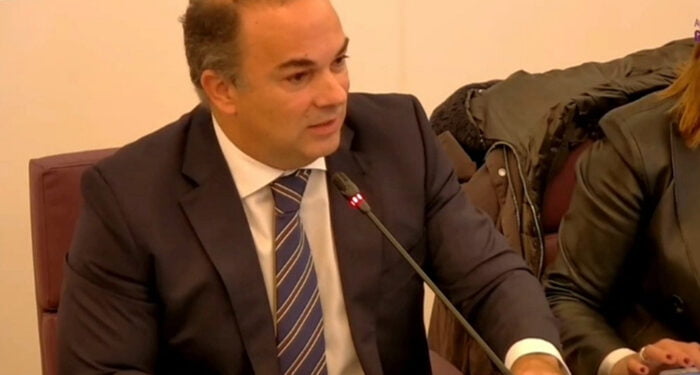 Carnicero anuncia que el PP llevará a los Tribunales el “nocivo” presupuesto de Rojo porque hipoteca a la ciudad