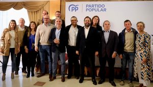 Castillo subraya que la política municipal “es la mejor cantera” y destaca “la ingente” labor que desempeñan alcaldes y concejales
