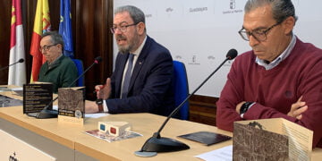 El Archivo Histórico Provincial propone un viaje a la Guadalajara de los años 30 con una exposición de imágenes aéreas y un ciclo de conferencias