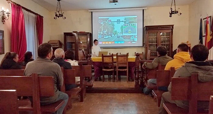 El Ayuntamiento de Cogolludo acerca la obtención del carnet de conducir a futuros conductores de la comarca