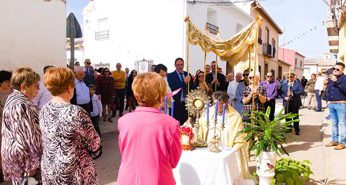 El Ayuntamiento de Fuentelespino de Haro solicitará en breve que el Corpus Christi sea declarado de Interés Turístico Regional 1 El Ayuntamiento de Fuentelespino de Haro solicitará en breve que el Corpus Christi sea declarado de Interés Turístico Regional