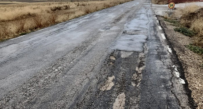 El Ayuntamiento de Illana y sus urbanizaciones reclaman a la Junta el arreglo urgente de la carretera CM-2054 1 El Ayuntamiento de Illana y sus urbanizaciones reclaman a la Junta el arreglo urgente de la carretera CM-2054