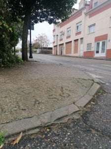 El Ayuntamiento de Villanueva de la Torre va a invertir más de medio millón de euros en reparación de aceras del municipio