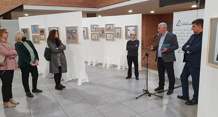 El Centro San José acoge una exposición internacional de viñetas sobre derechos infantiles vulnerados