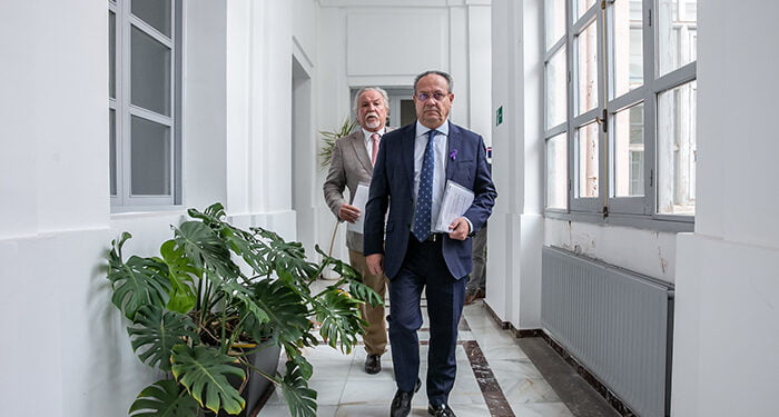 El Gobierno de Castilla-La Mancha convocará en diciembre 5.900 plazas de empleo público, que será la más importante de la historia en la región 1 El Gobierno de Castilla-La Mancha convocará en diciembre 5.900 plazas de empleo público, que será la más importante de la historia en la región