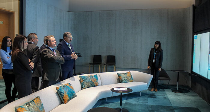 El Gobierno de Castilla-La Mancha visita en Londres una compañía que desarrolla novedades radioterapéuticas para el tratamiento del cáncer 1 El Gobierno de Castilla-La Mancha visita en Londres una compañía que desarrolla novedades radioterapéuticas para el tratamiento del cáncer