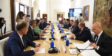 El Gobierno regional aprobará, en tres meses, “la declaración de interés regional” del proyecto sostenible de Box2Bit en Castilla-La Mancha