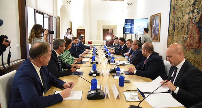 El Gobierno regional aprobará, en tres meses, “la declaración de interés regional” del proyecto sostenible de Box2Bit en Castilla-La Mancha